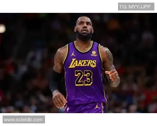 湖人主场惨败于篮网，詹姆斯遭到质疑：豪门之路的拐点？